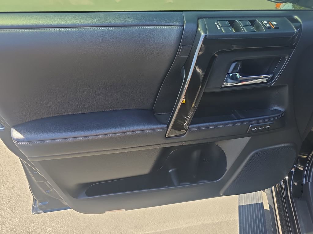 Used 2021 Toyota 4Runner Nightshade AWD/4WD image 10