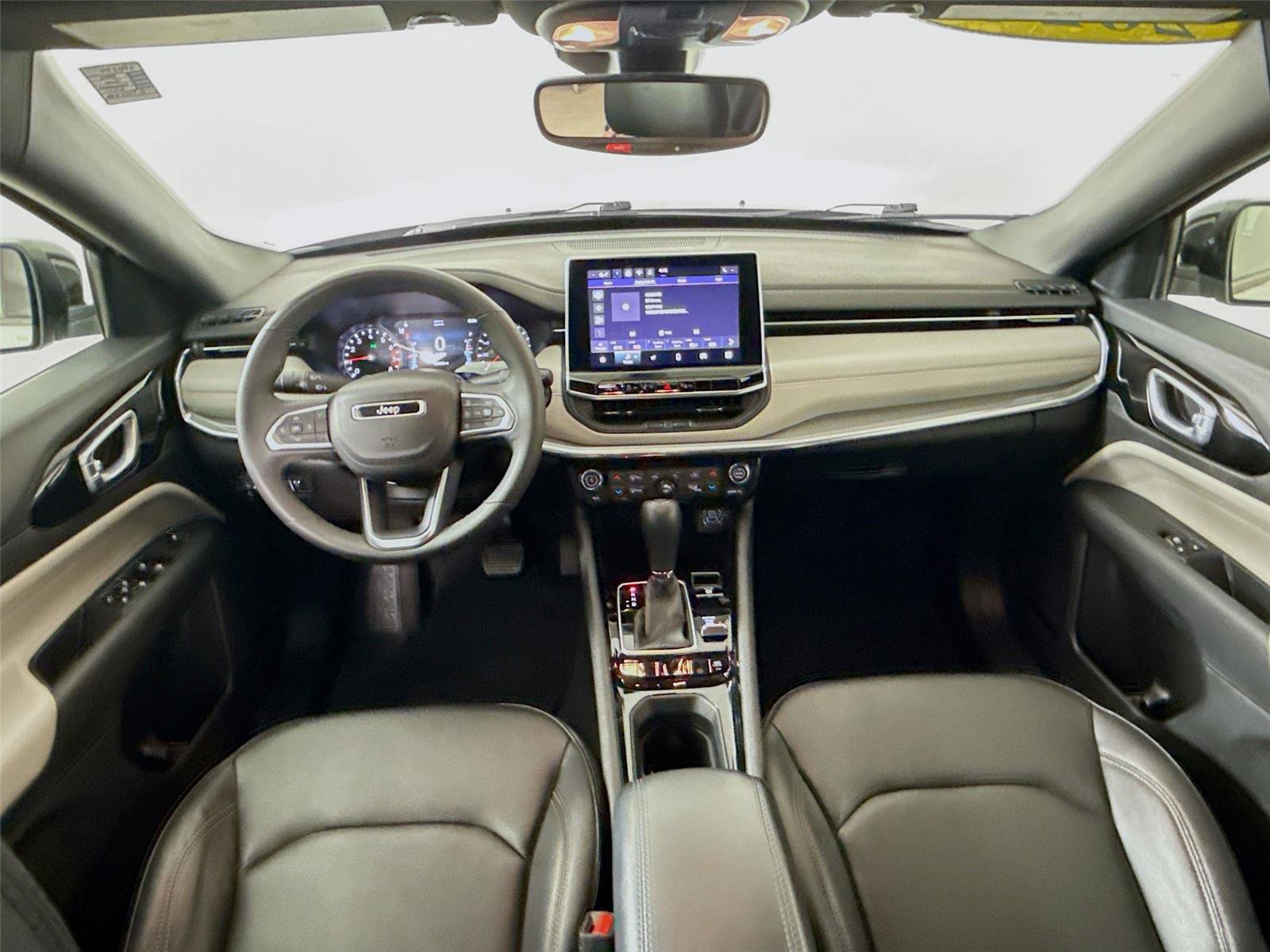 Used 2024 Jeep Compass Limited AWD/4WD image 29