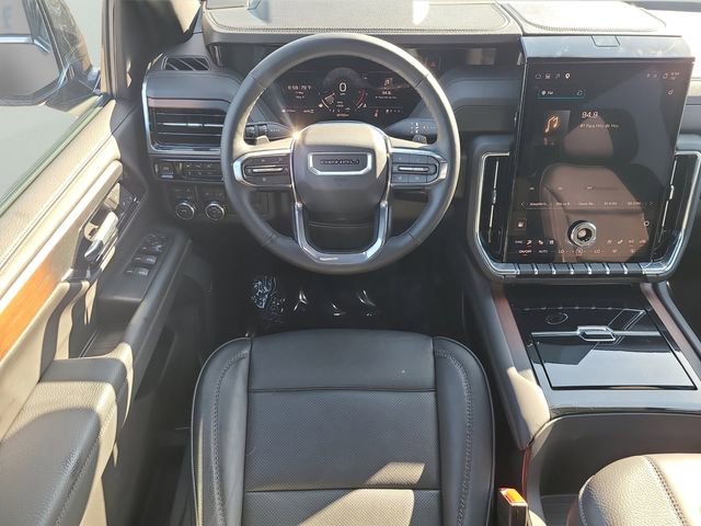 Used 2025 GMC Yukon XL Denali AWD/4WD image 14