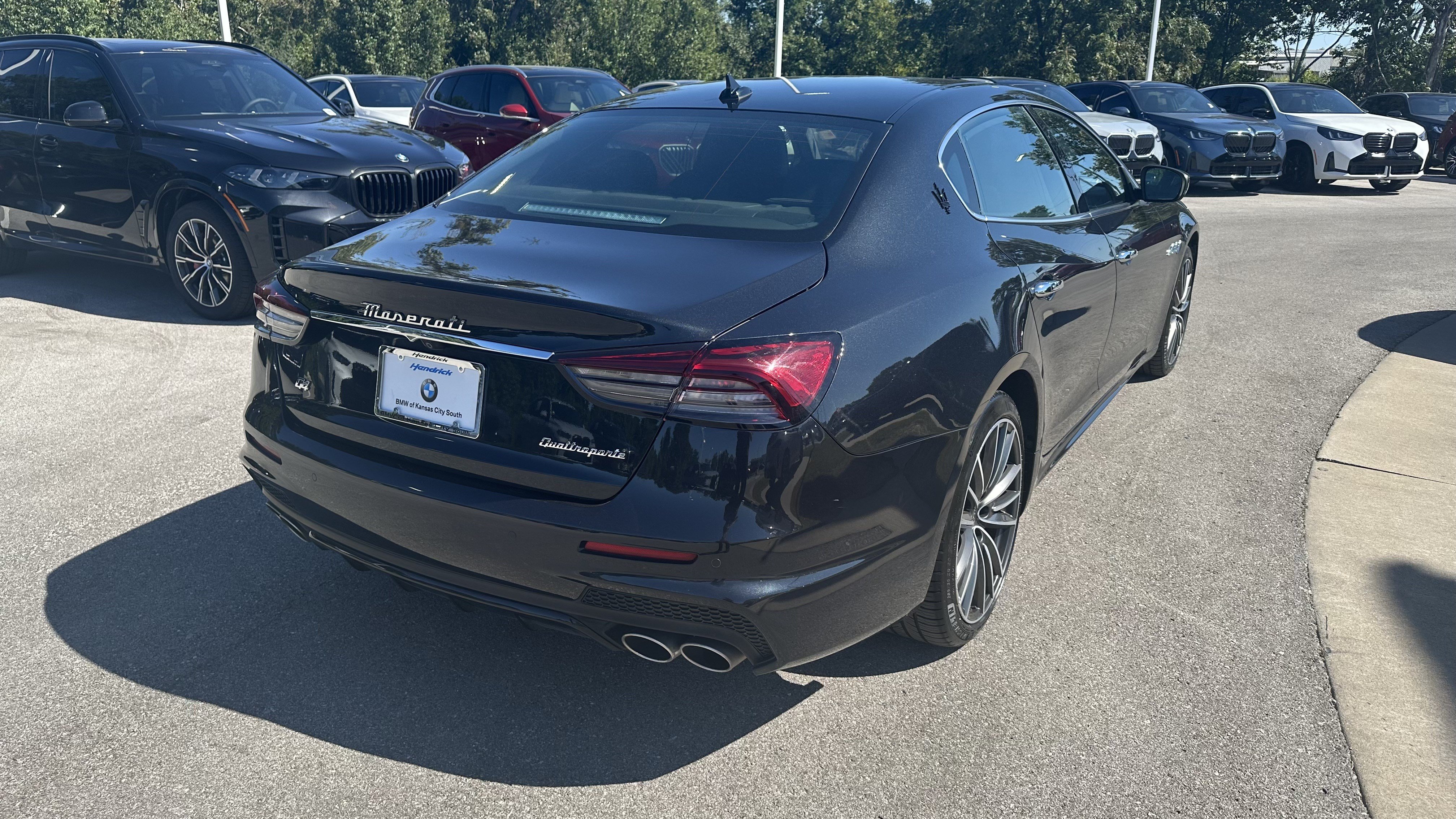 Used 2022 Maserati Quattroporte Modena Q4 AWD/4WD image 10