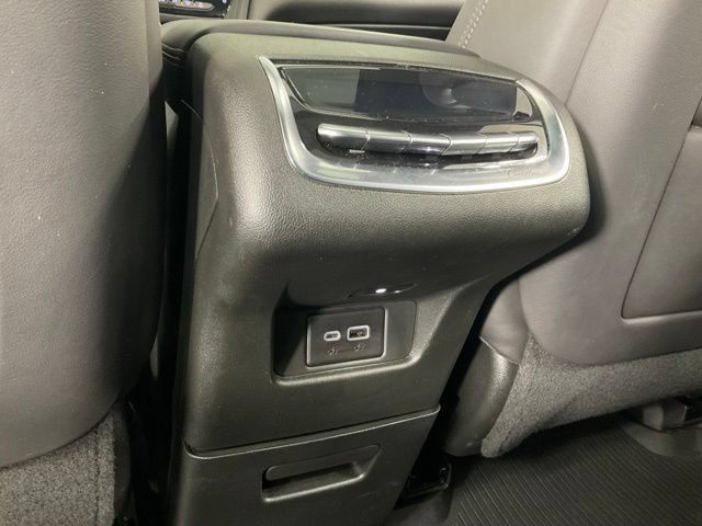 Used 2025 Cadillac XT6 Premium Luxury w/ Platinum Package AWD/4WD image 21