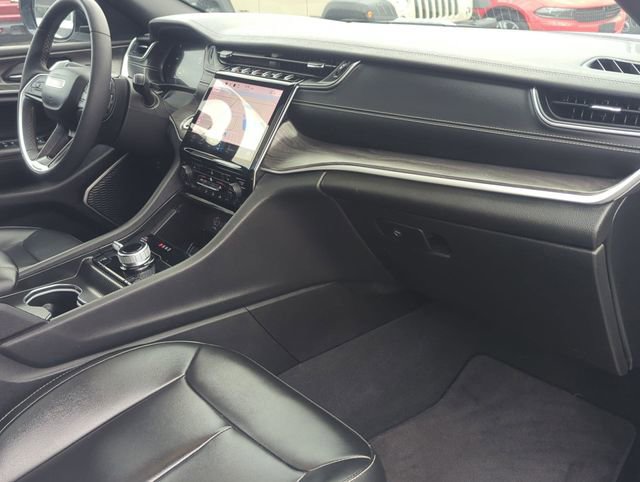 Used 2024 Jeep Grand Cherokee Limited 4xe image 28