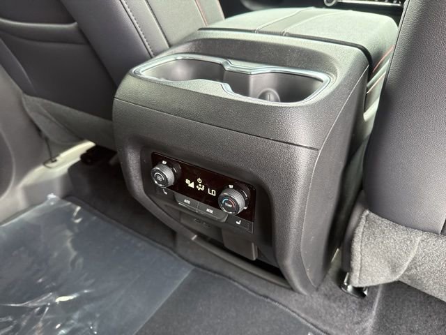 New 2026 Chevrolet Traverse RS image 55