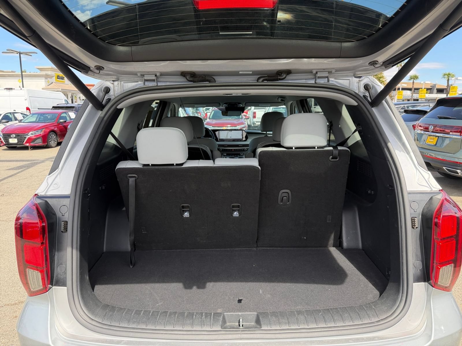 Used 2025 Hyundai Palisade SEL FWD image 33