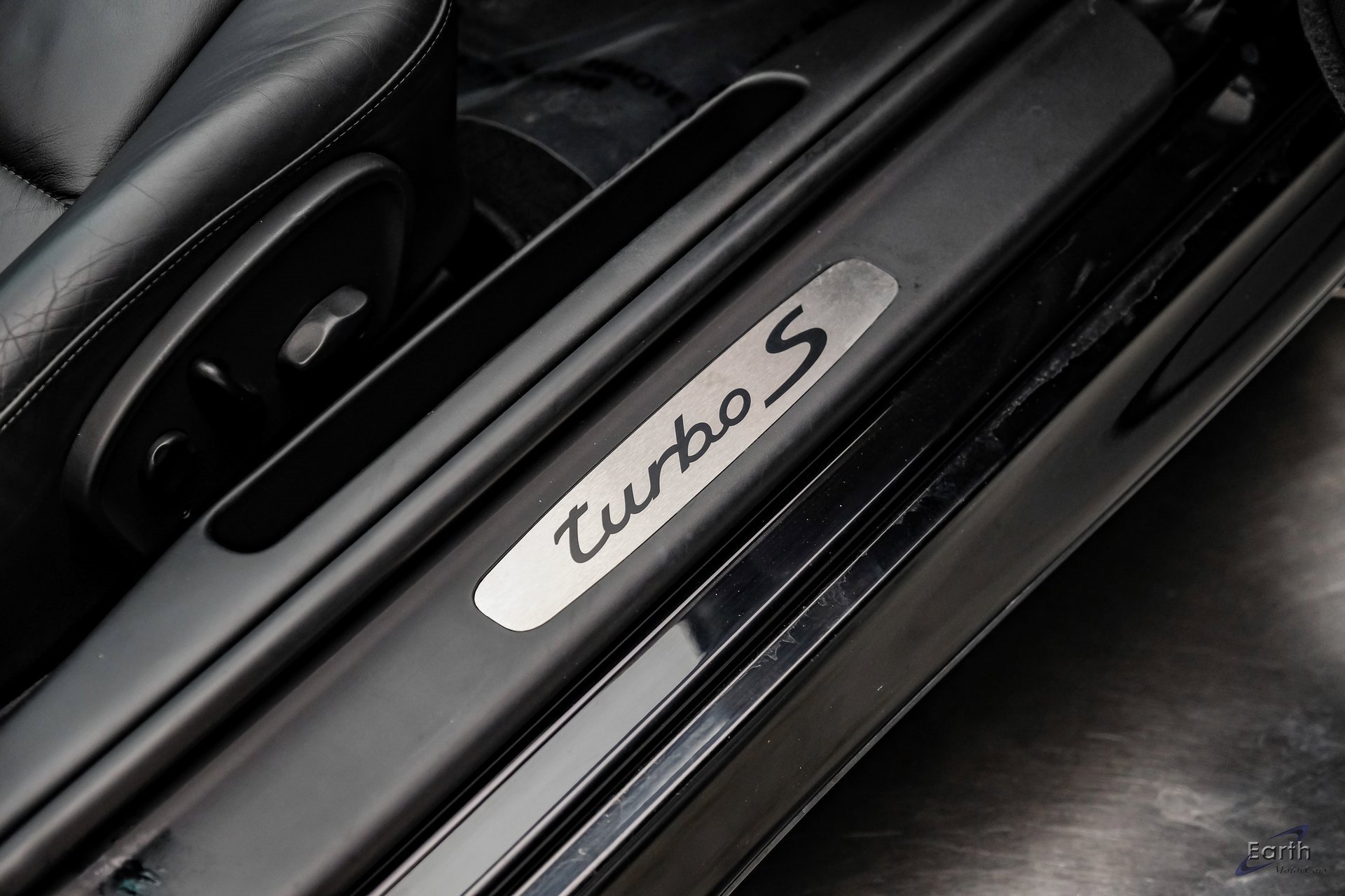 Used 2005 Porsche 911 Turbo S image 43