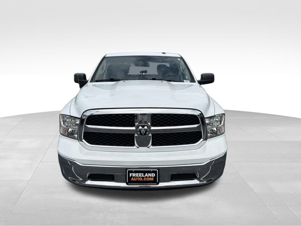 Used 2022 RAM 1500 Tradesman w/ Chrome Appearance Group RWD image 8
