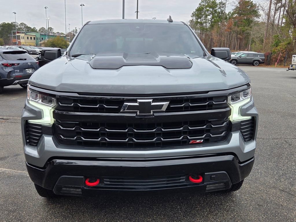 Used 2025 Chevrolet Silverado 1500 LT Trail Boss w/ Convenience Package II image 2