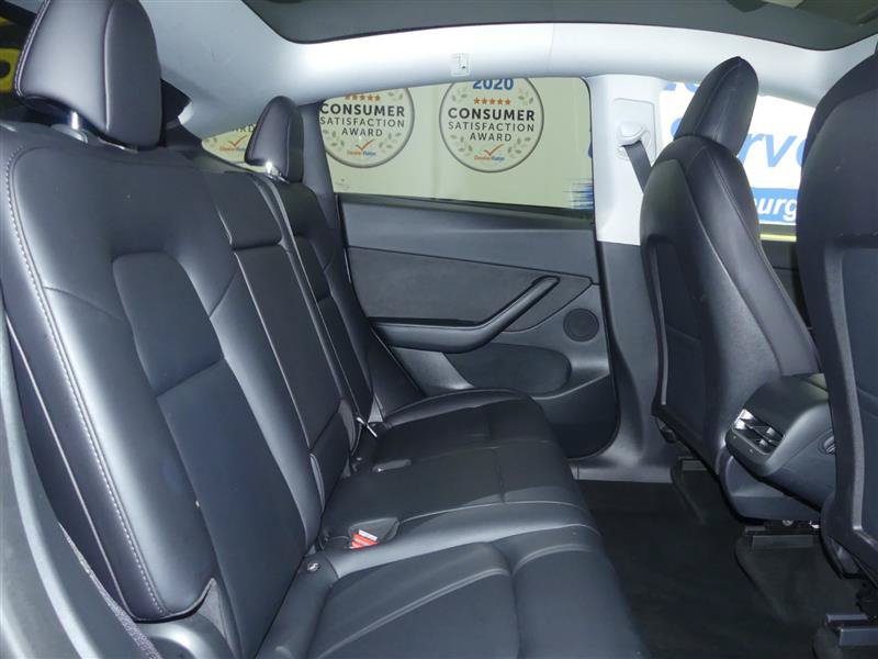 Used 2021 Tesla Model Y Performance AWD/4WD image 18