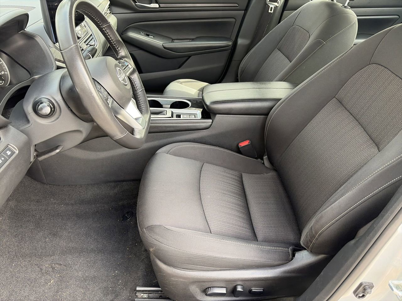 Used 2024 Nissan Altima 2.5 SV w/ SV Premium Package image 26