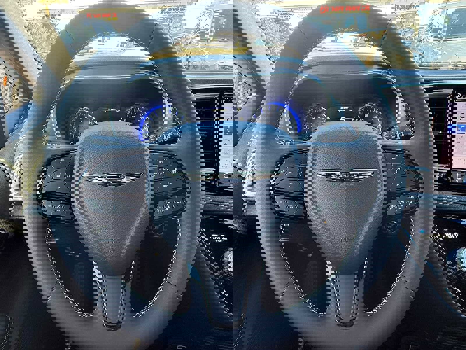 New 2026 Chrysler Pacifica Select image 6