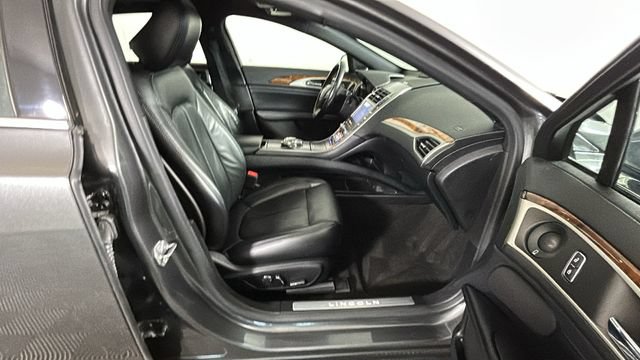 Used 2020 Lincoln MKZ Reserve w/ Elements Package FWD image 30