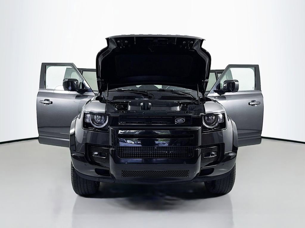 Used 2022 Land Rover Defender 110 X AWD/4WD image 24