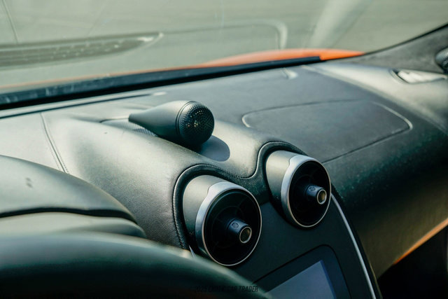 Used 2019 McLaren 570S Spider image 42