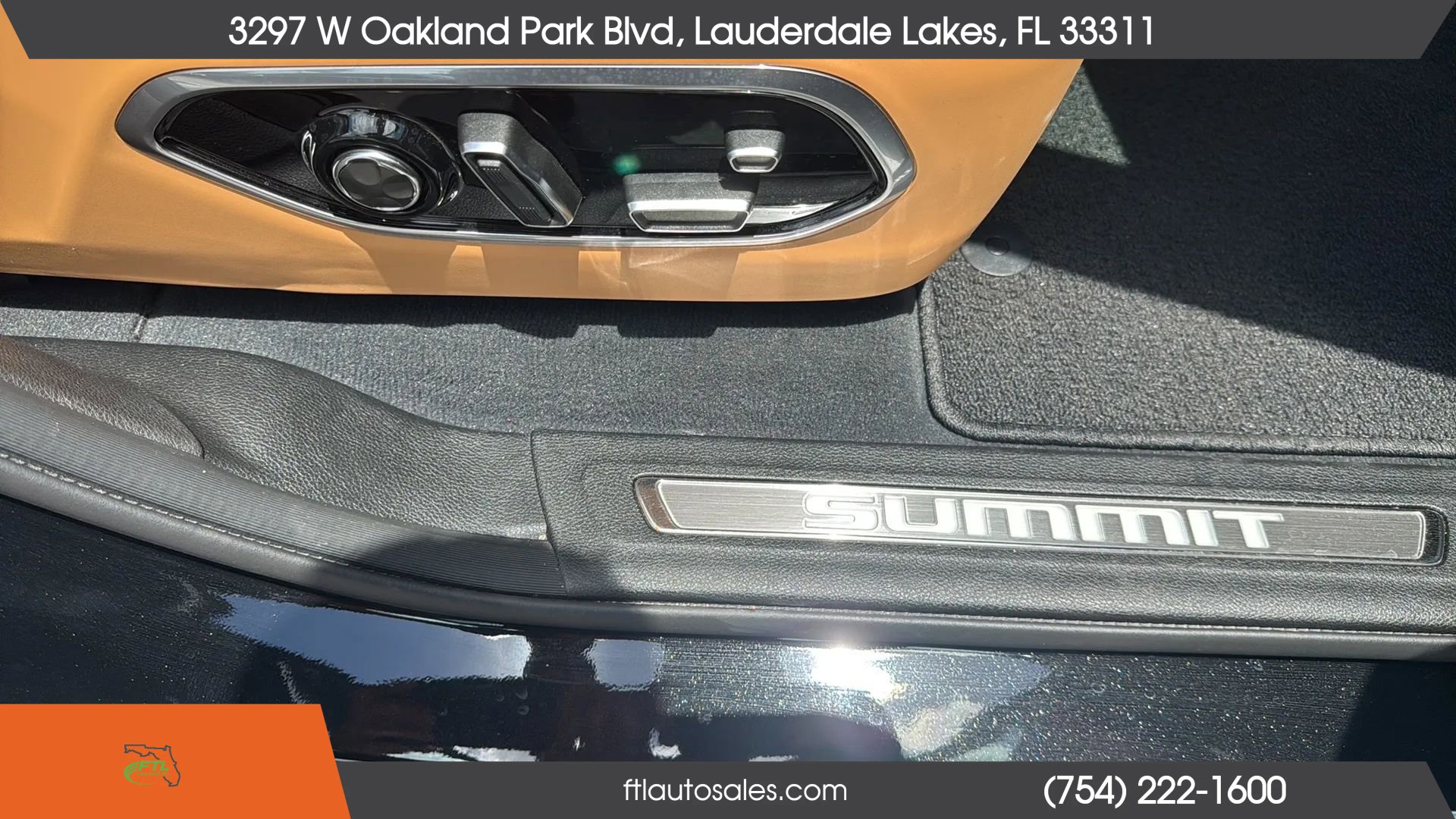 Used 2022 Jeep Grand Cherokee Summit w/ Luxury Tech Group V AWD/4WD image 53