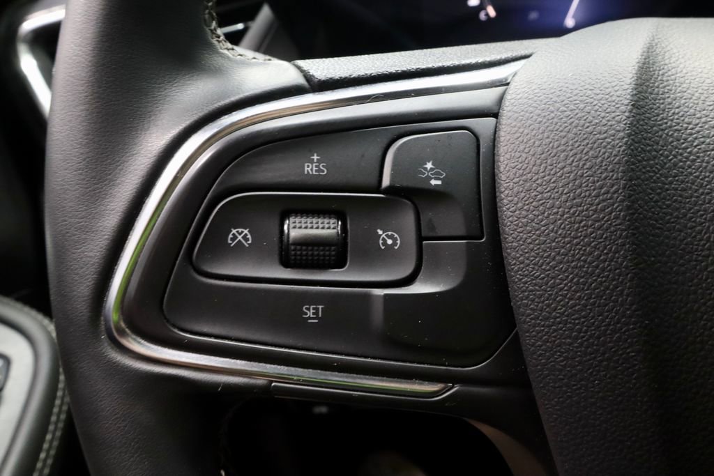 Used 2025 Buick Encore GX Preferred AWD/4WD image 27