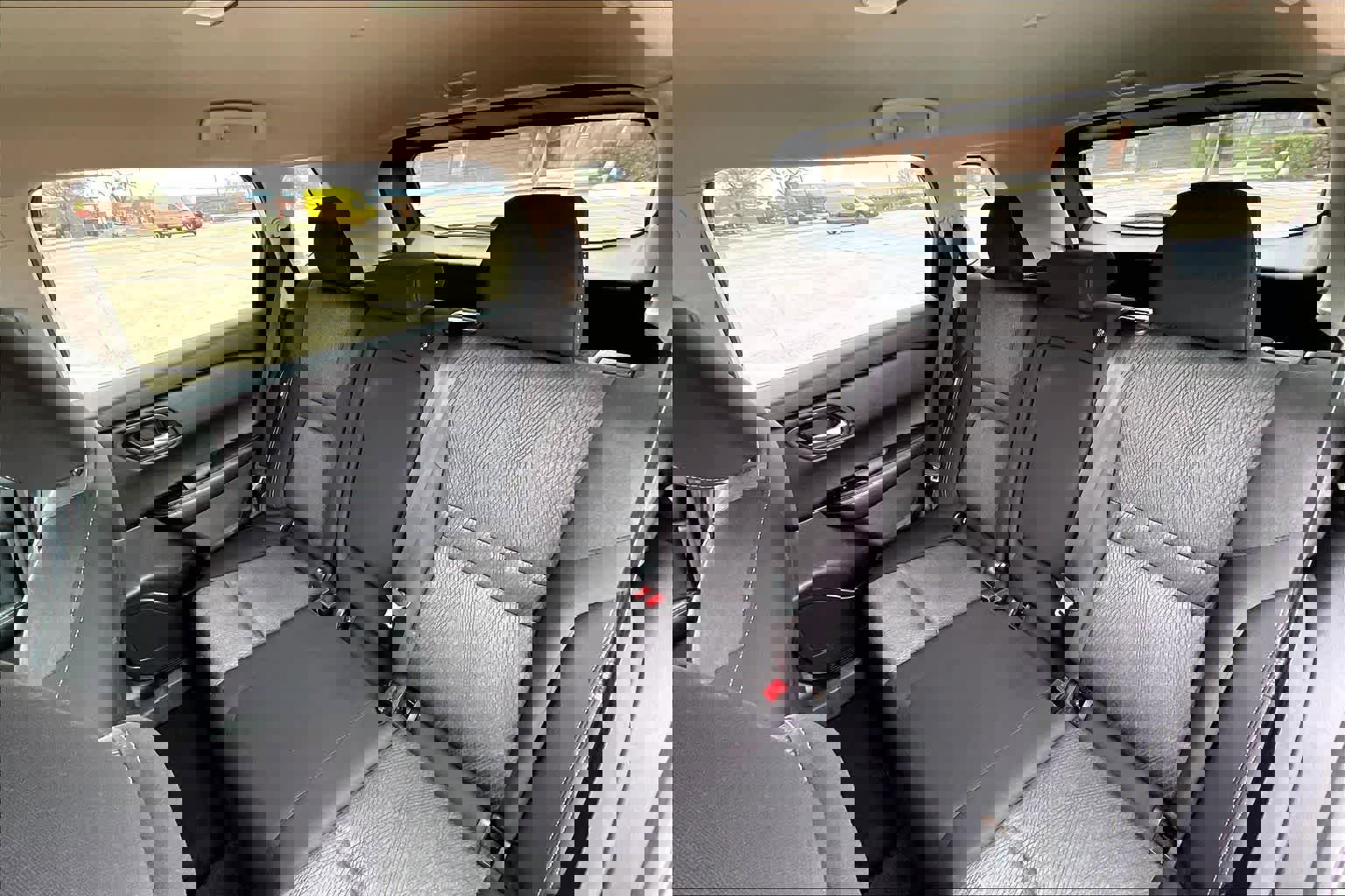 Used 2024 Nissan Rogue SV image 29