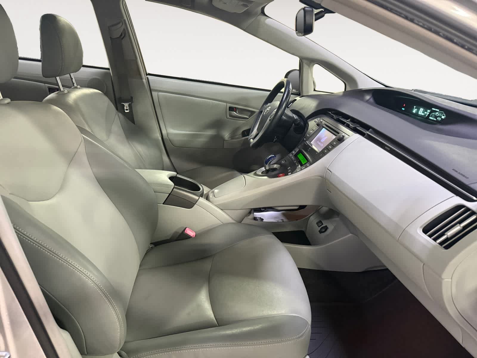 Used 2013 Toyota Prius Four FWD image 21