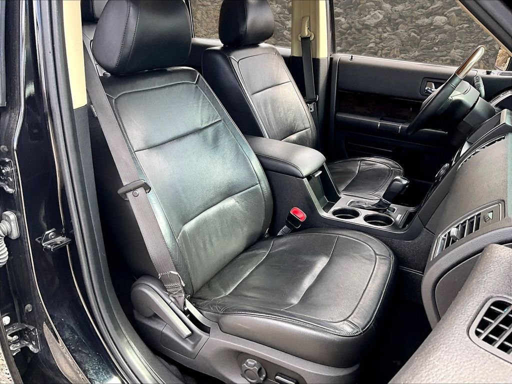 Used 2019 Ford Flex Limited image 6