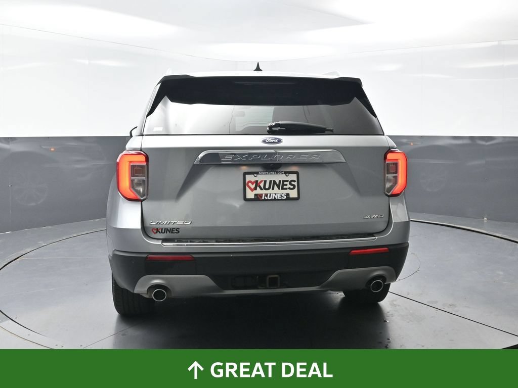 Used 2022 Ford Explorer Limited w/ Equipment Group 301A AWD/4WD image 14
