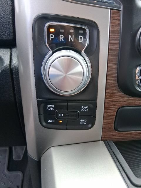 Used 2017 RAM 1500 Laramie w/ Convenience Group AWD/4WD image 21
