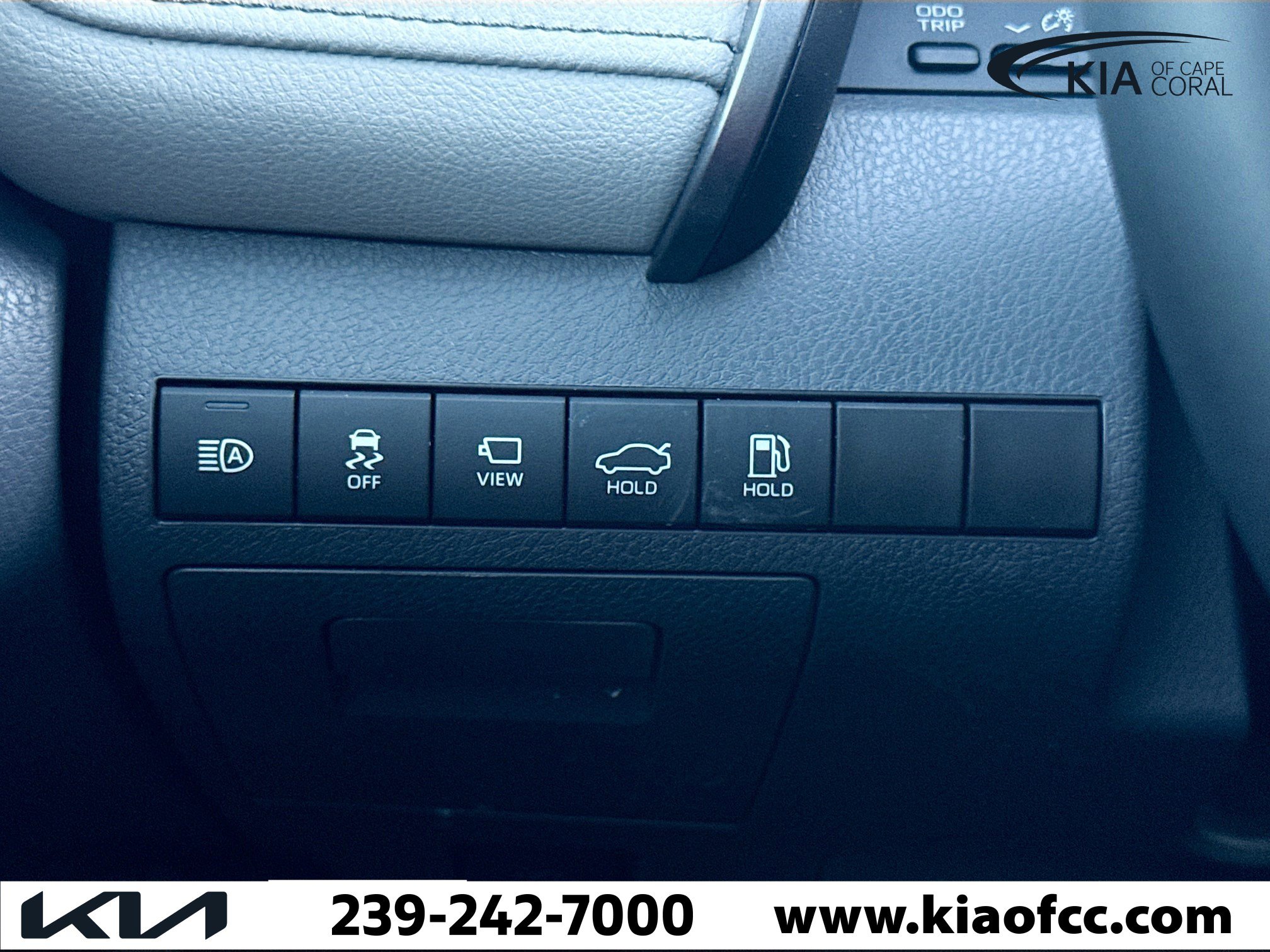 Used 2023 Toyota Camry XLE w/ Navigation Package image 34