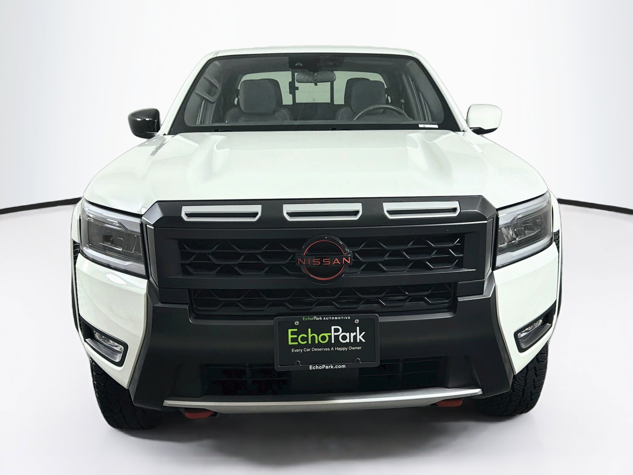 Used 2026 Nissan Frontier PRO-4X AWD/4WD image 2