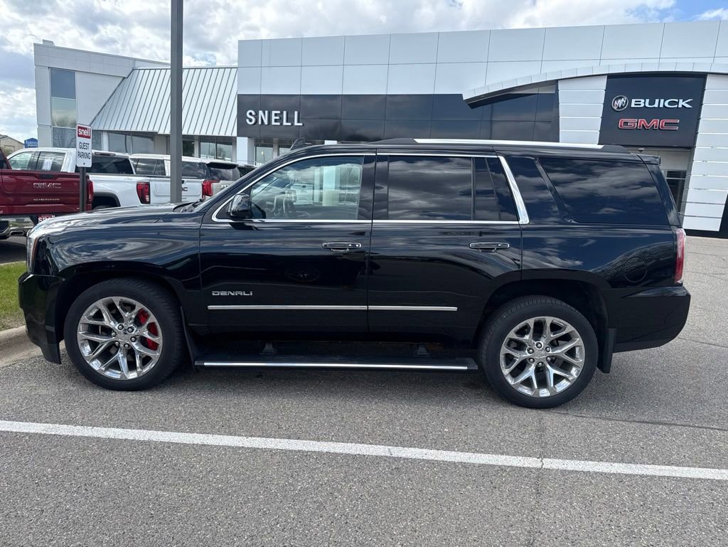 Used 2019 GMC Yukon Denali w/ Denali Ultimate Package AWD/4WD image 2