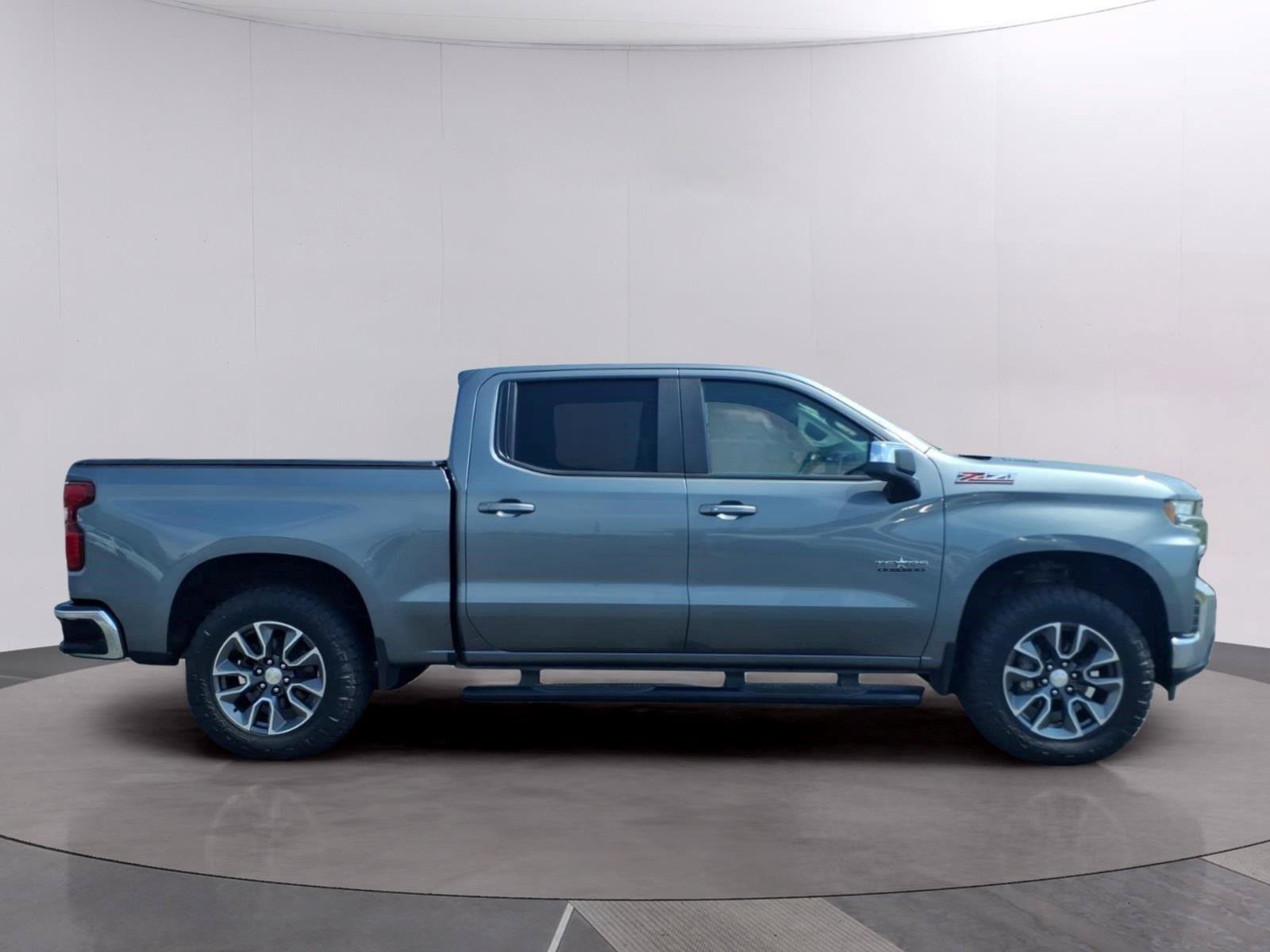 Used 2021 Chevrolet Silverado 1500 LT w/ Texas Edition Plus AWD/4WD image 6