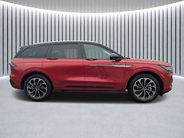 New 2026 Lincoln Nautilus Reserve AWD/4WD image 2