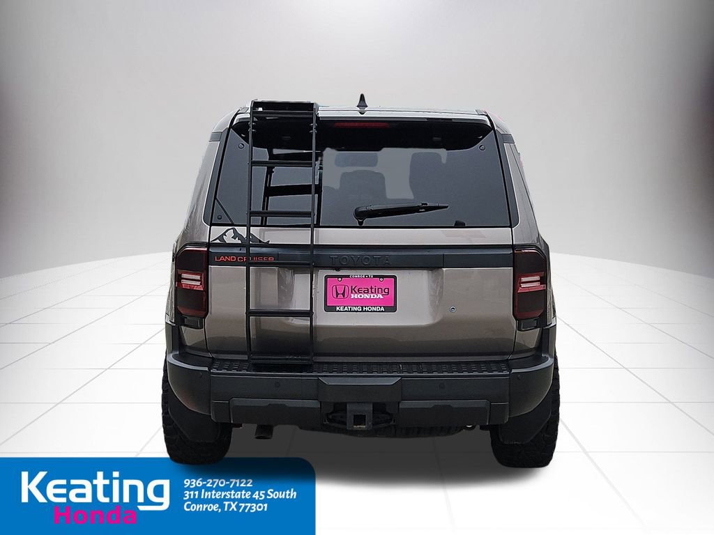 Used 2024 Toyota Land Cruiser image 7