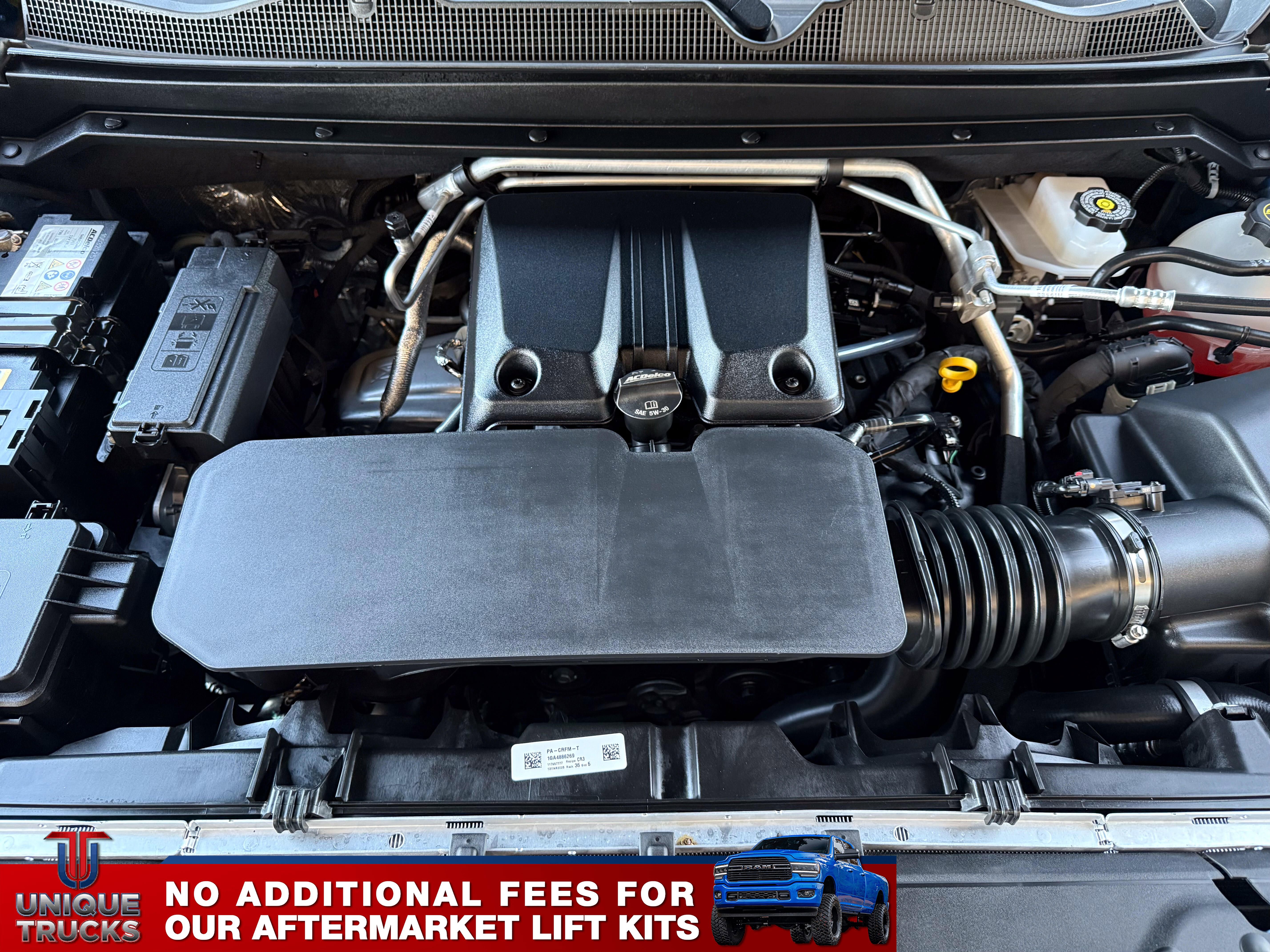 Used 2025 Chevrolet Colorado ZR2 w/ Technology Package image 13