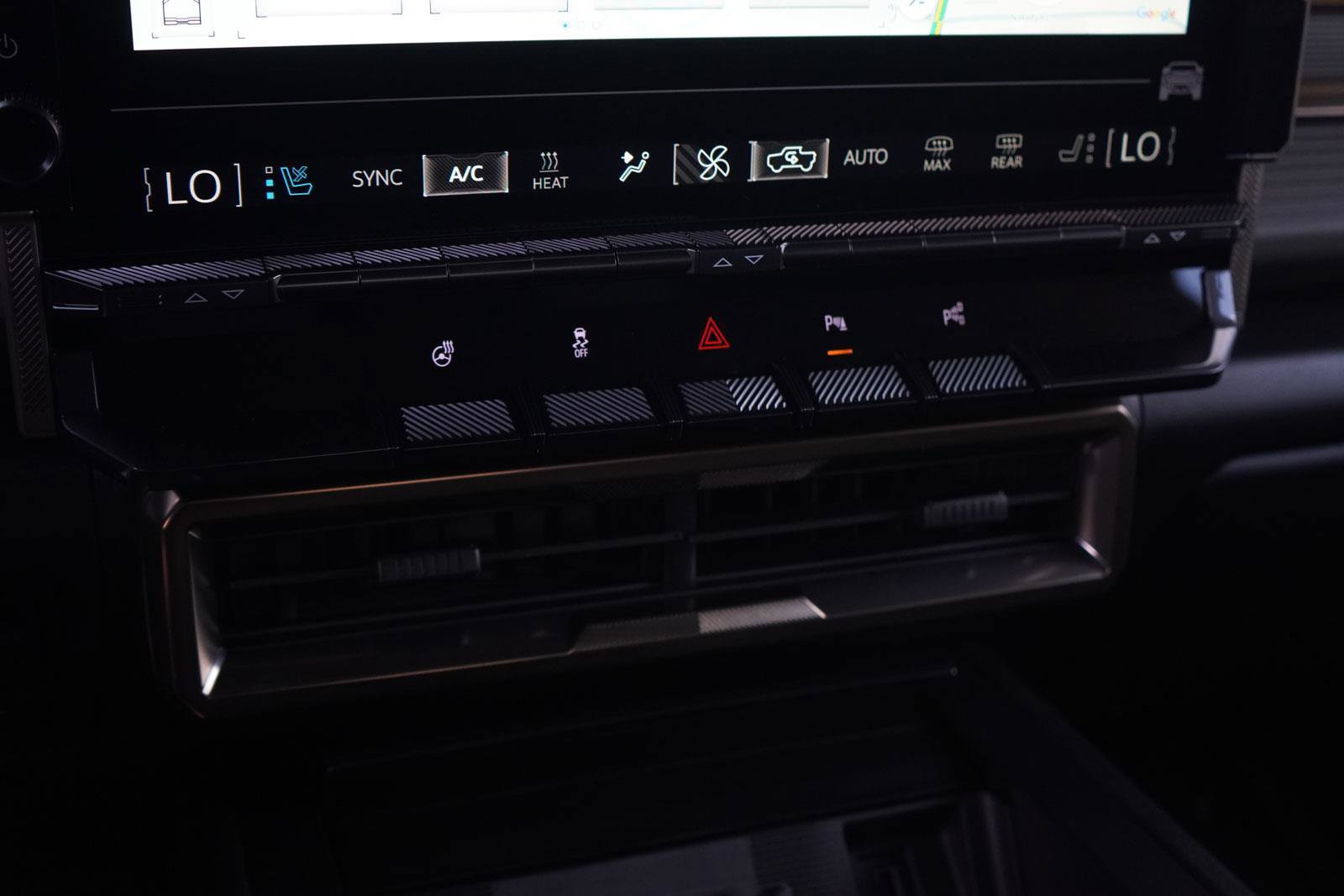 New 2025 GMC Hummer EV 2X w/ LPO, Dark Essentials Package image 24