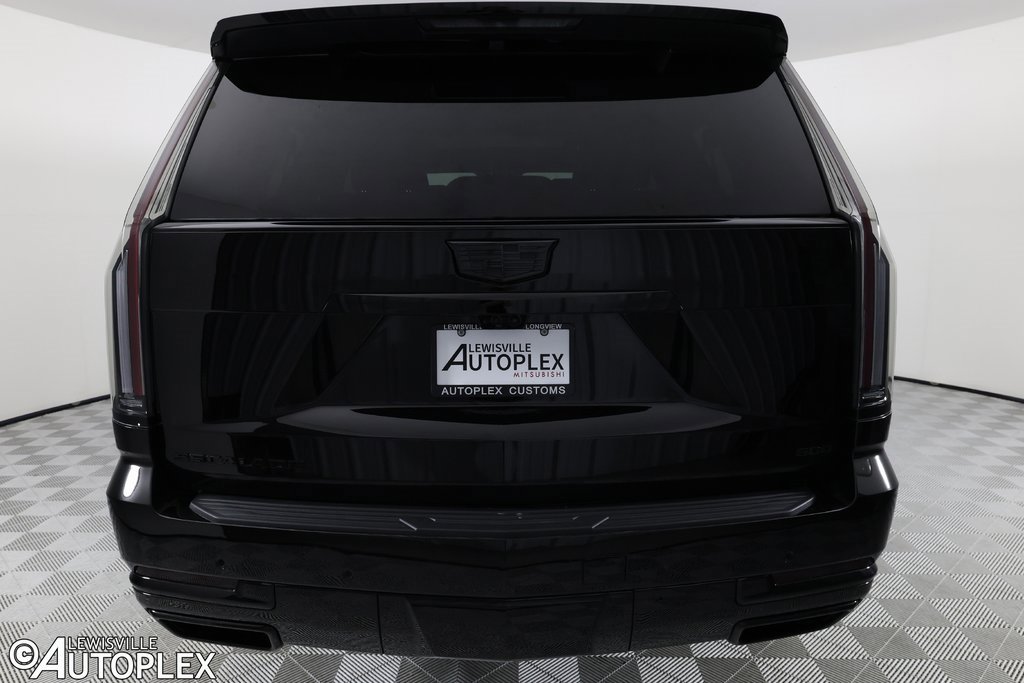 Used 2026 Cadillac Escalade ESV Platinum Luxury w/ LPO, Floor Liner Package image 6