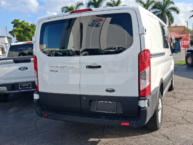 Used 2019 Ford Transit 250 130 Low Roof w/ Exterior Upgrade Package RWD image 4