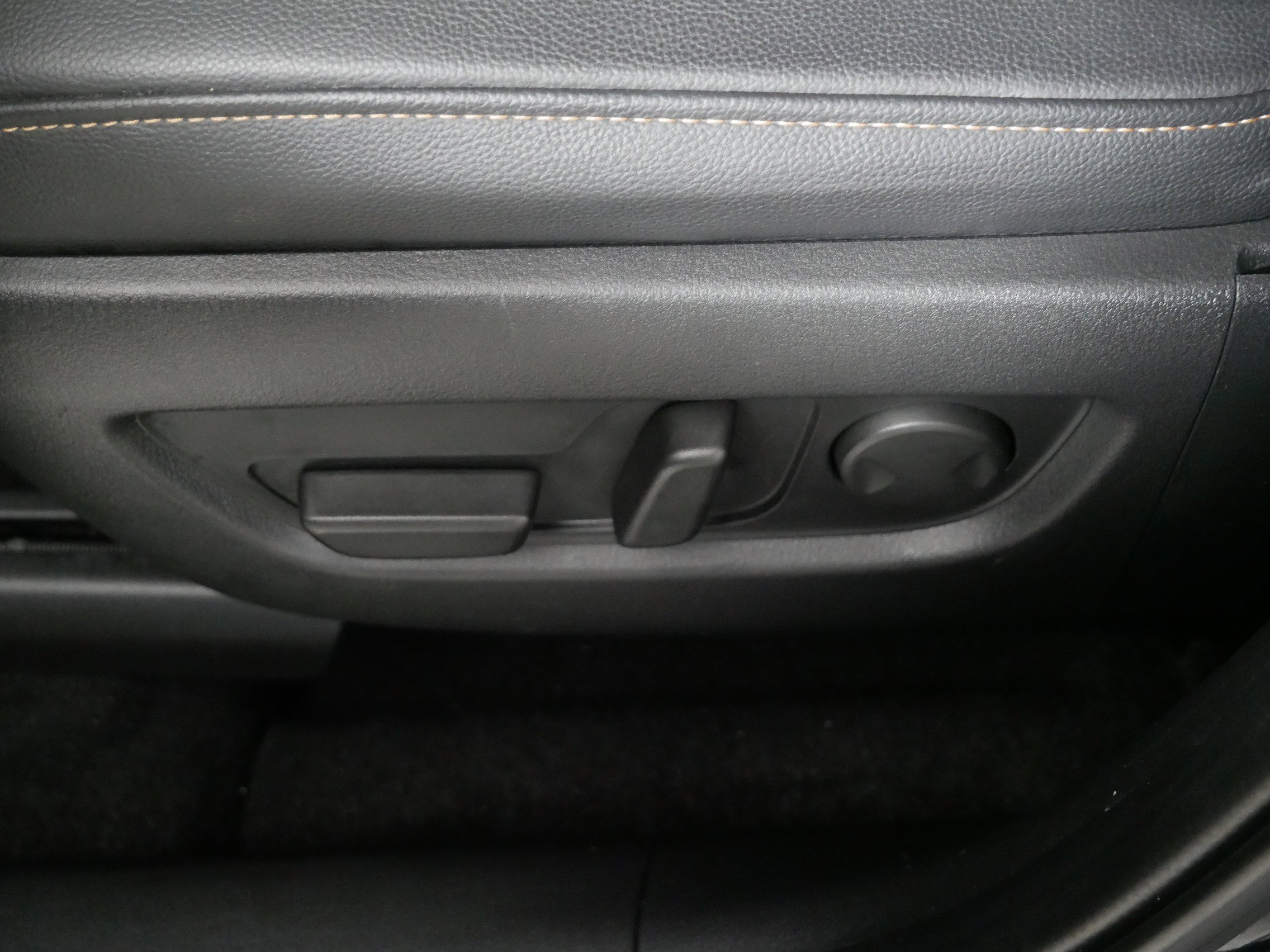 Certified 2025 MAZDA CX-90 3.3 Turbo w/ Select Package image 20