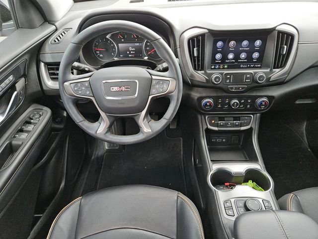 Used 2024 GMC Terrain AT4 image 5