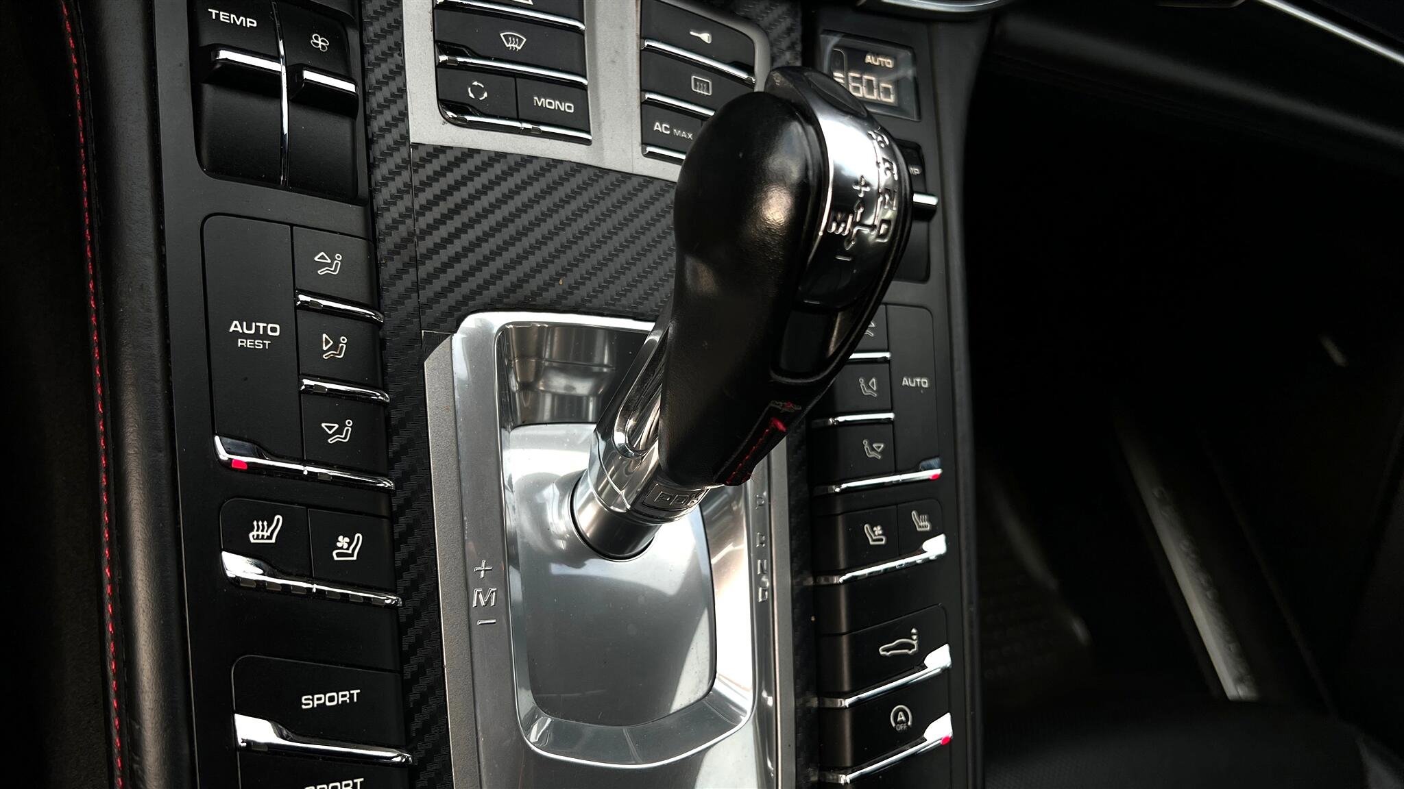 Used 2010 Porsche Panamera 4S image 33