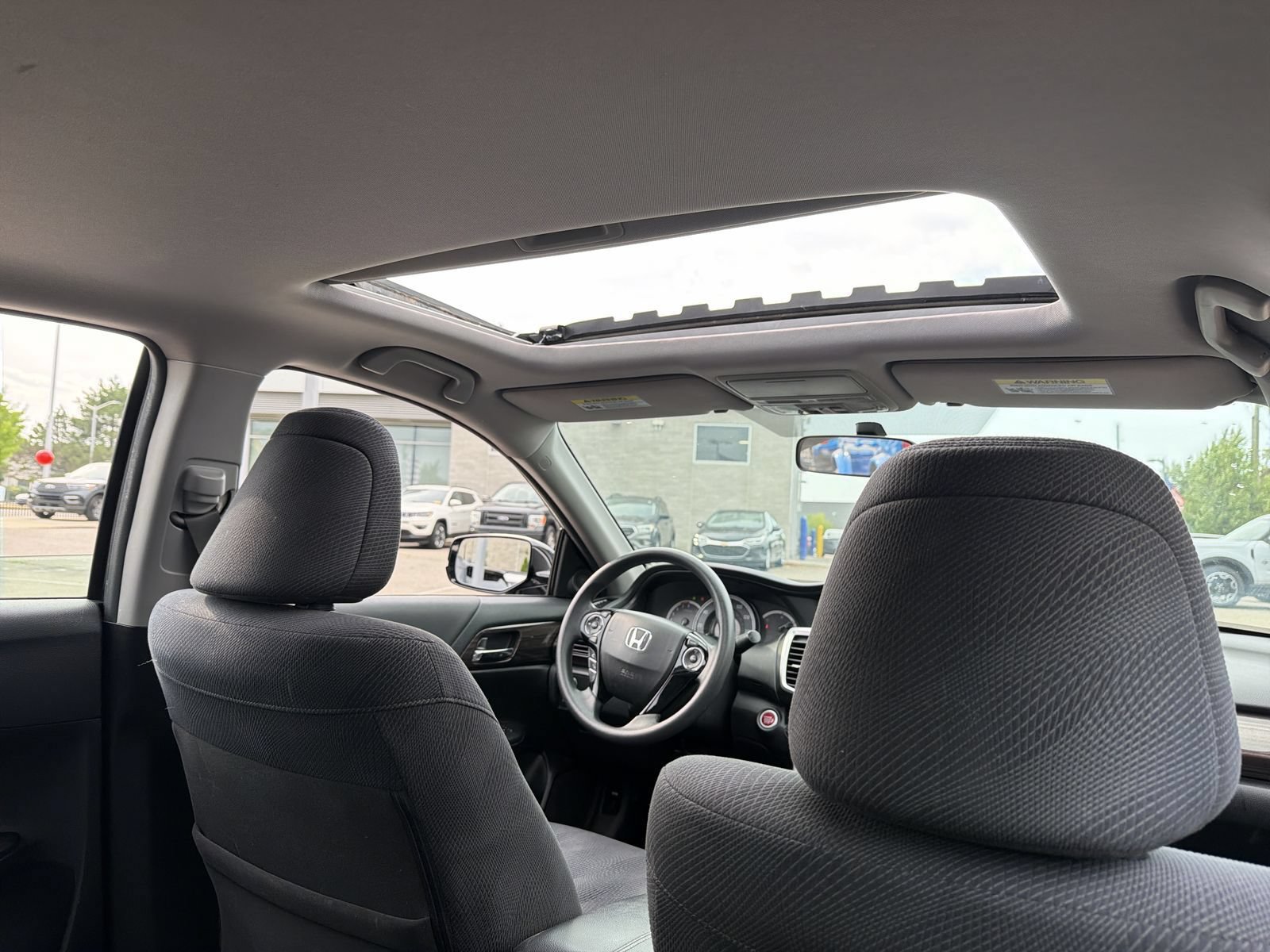 Used 2016 Honda Accord EX image 22