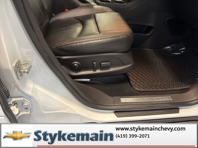 Used 2017 GMC Acadia Limited SLT image 25