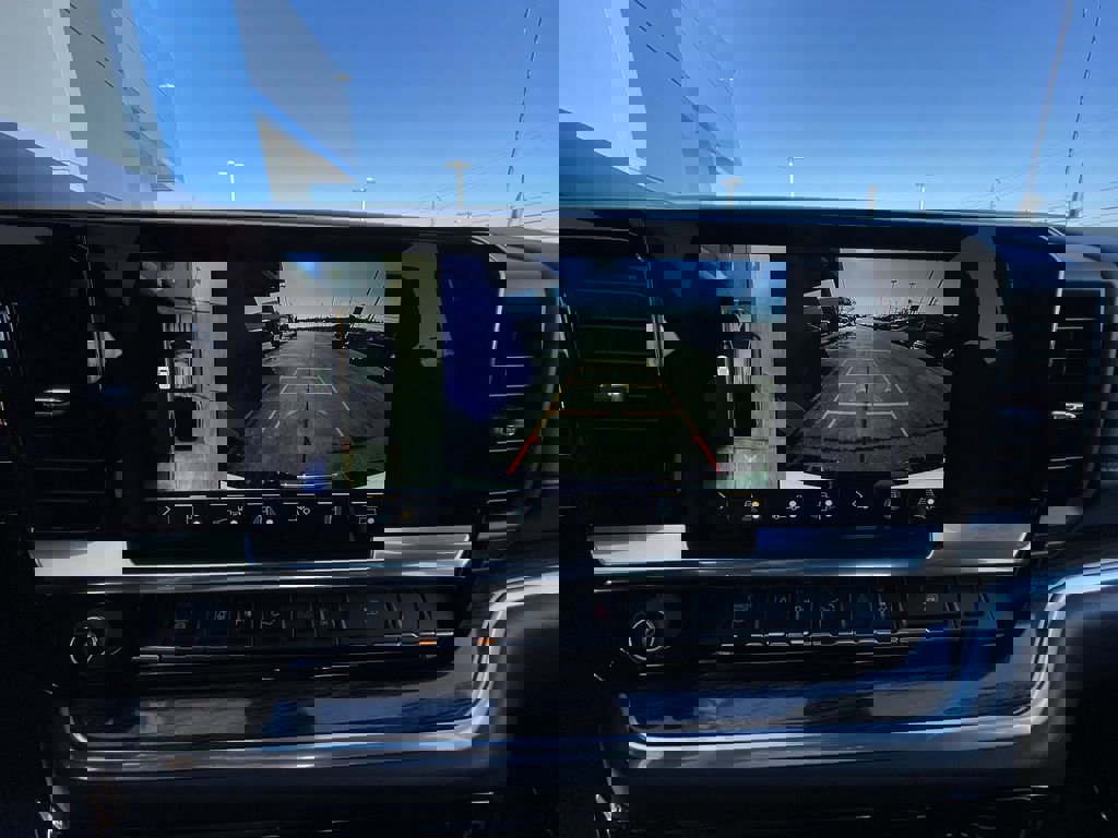 Certified 2026 Chevrolet Silverado 3500 LT w/ All Star Edition AWD/4WD image 14