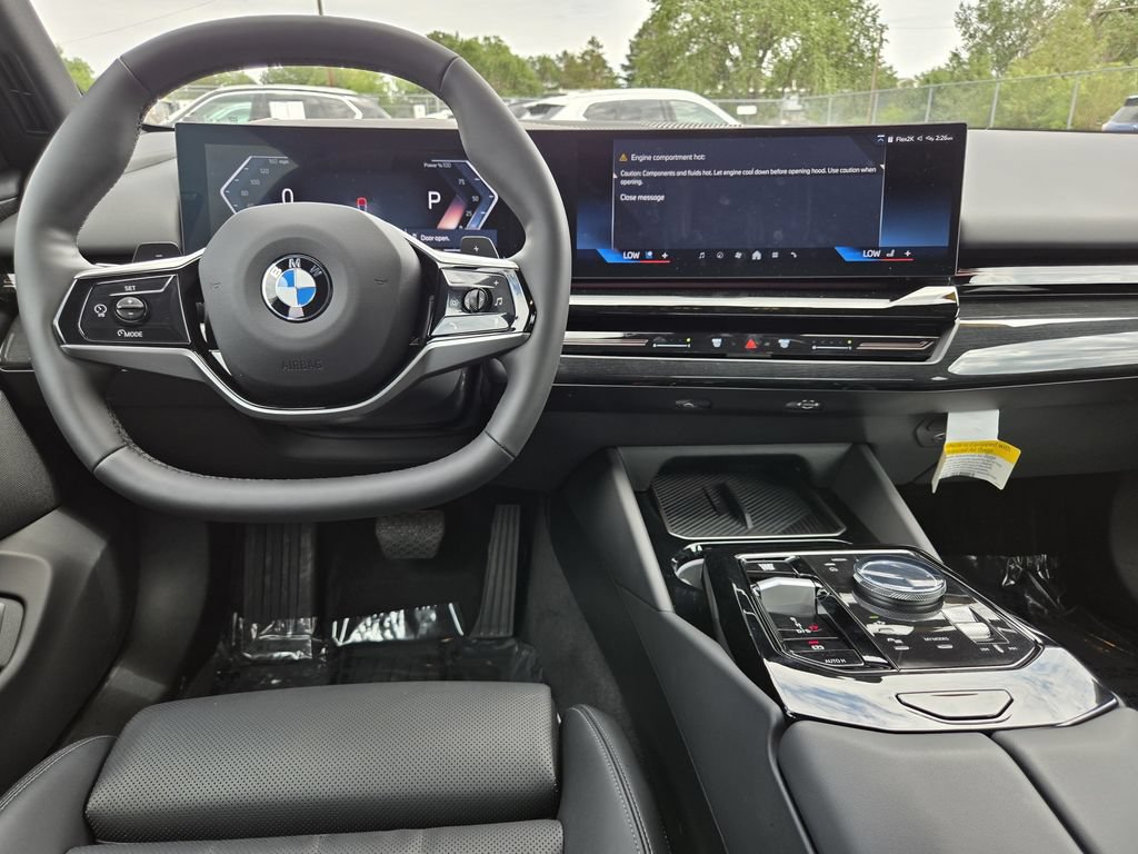 Certified 2026 BMW 530i xDrive w/ Premium Package AWD/4WD image 30