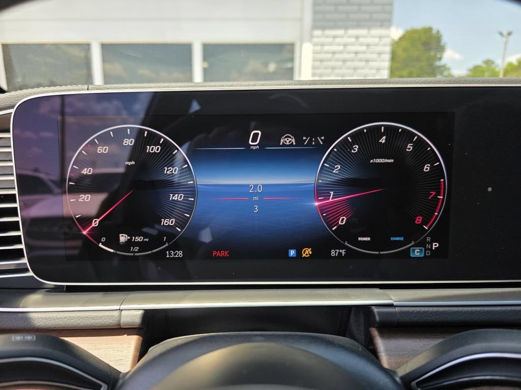 New 2026 Mercedes-Benz GLS 580 4MATIC image 16