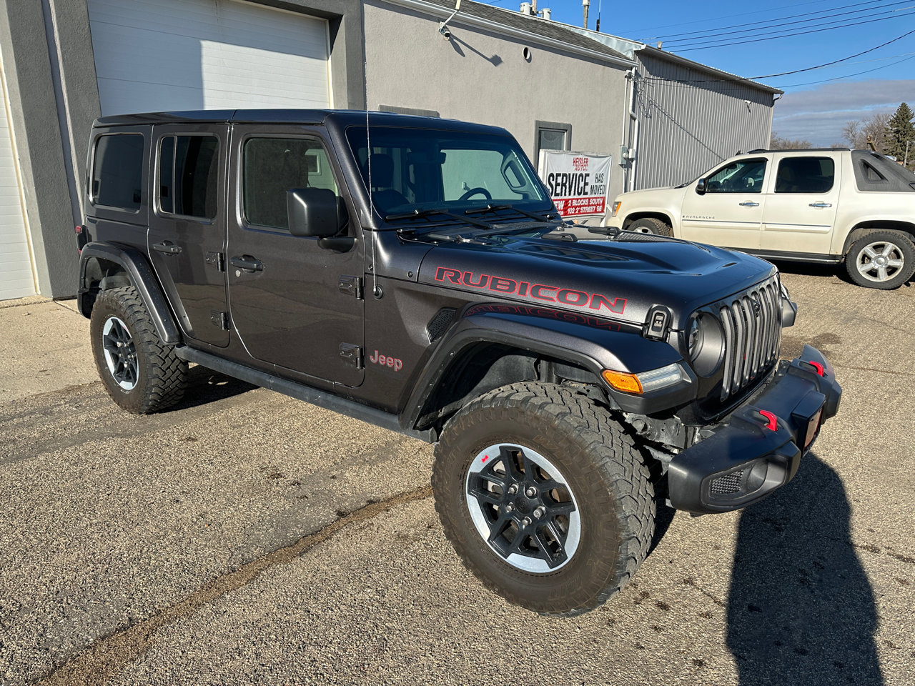 Used 2022 Jeep Wrangler Unlimited Rubicon w/ LED Lighting Group image 2
