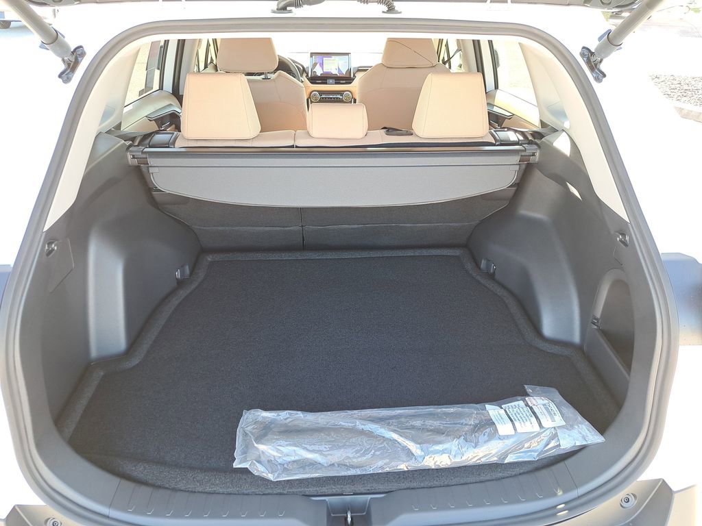 New 2025 Toyota RAV4 XLE image 6