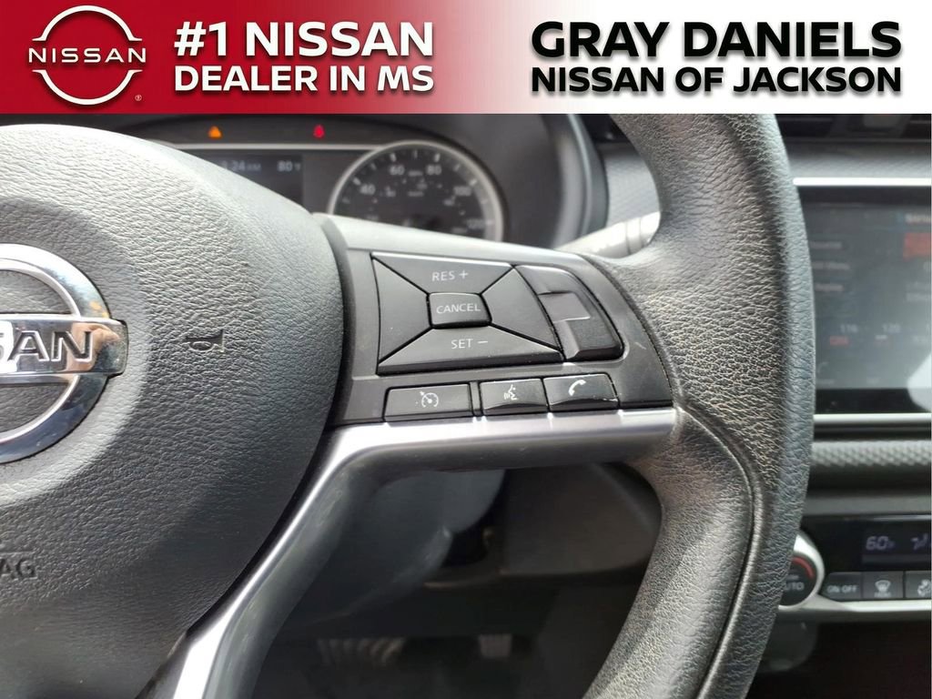 Used 2019 Nissan Kicks SV w/ Exterior Package image 14