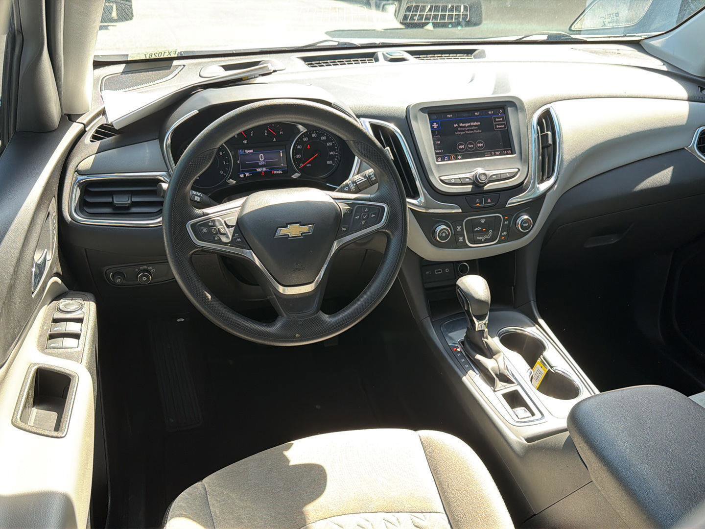 Used 2023 Chevrolet Equinox LS w/ LS Convenience Package FWD image 18