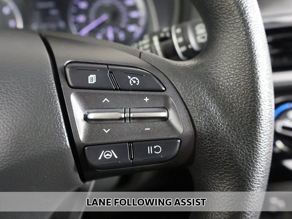 Certified 2022 Hyundai Kona SEL image 3