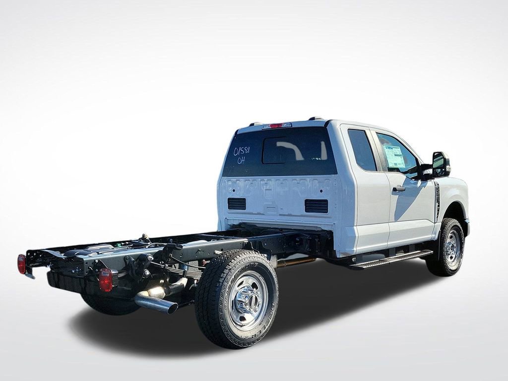 New 2026 Ford F350 XL w/ XL Chrome Package image 6