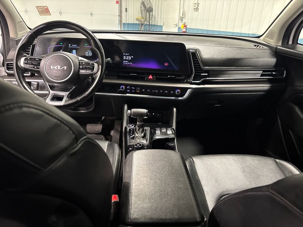 Used 2023 Kia Sportage EX image 13