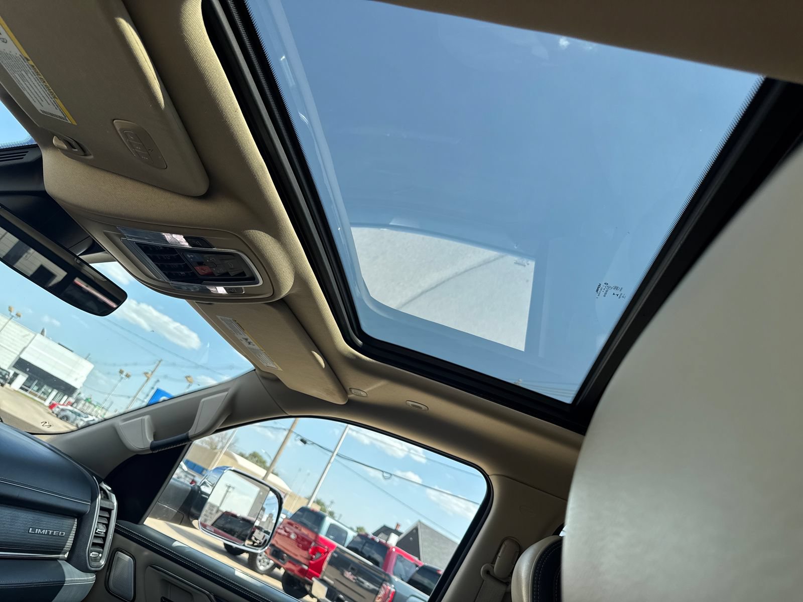 Used 2019 RAM 1500 Limited AWD/4WD image 25